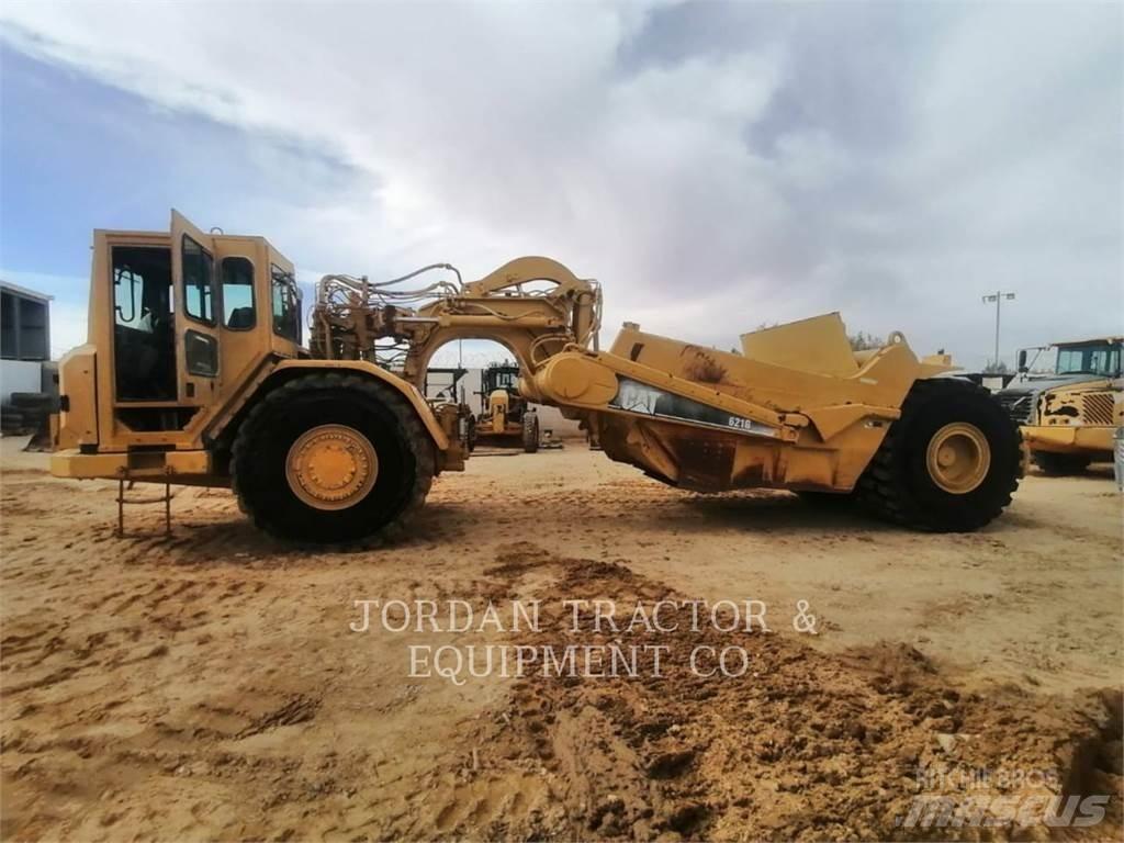 CAT 621G Raspadores