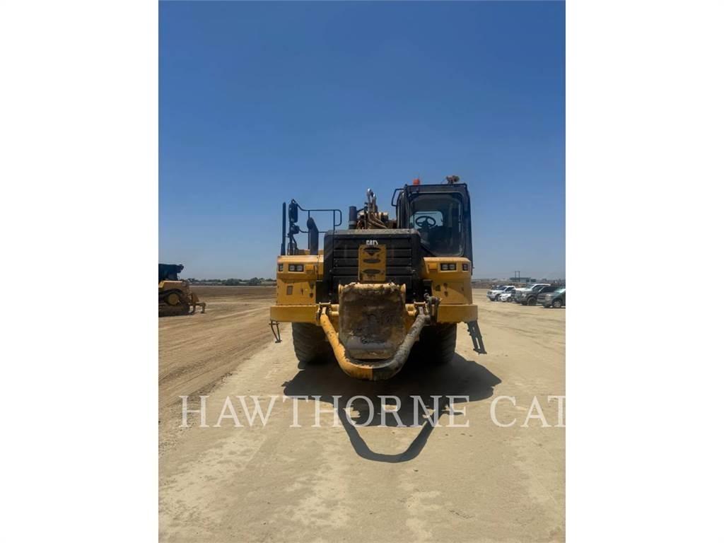 CAT 657 Raspadores