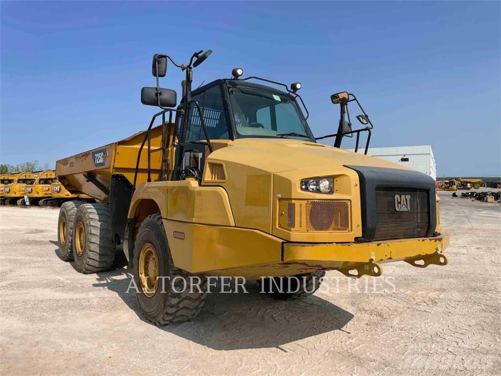 CAT 725C2 Camiões articulados