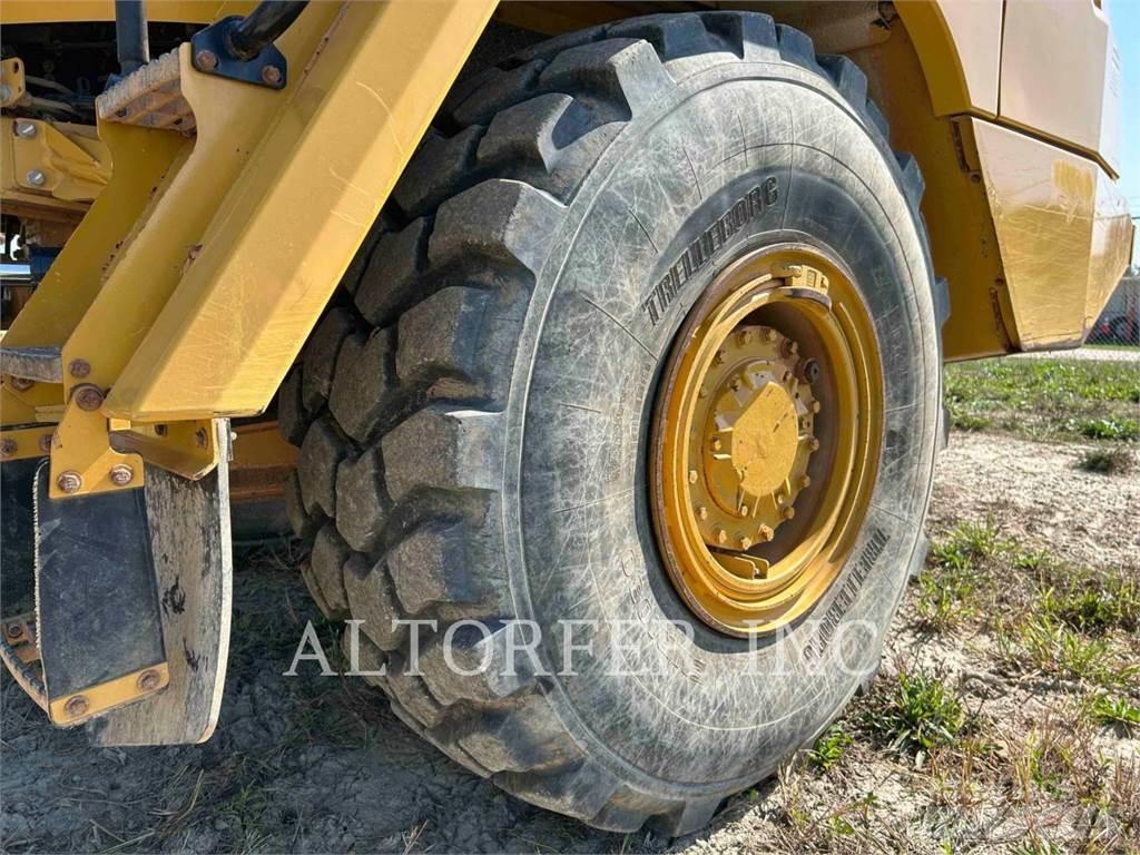 CAT 725C2 Camiões articulados