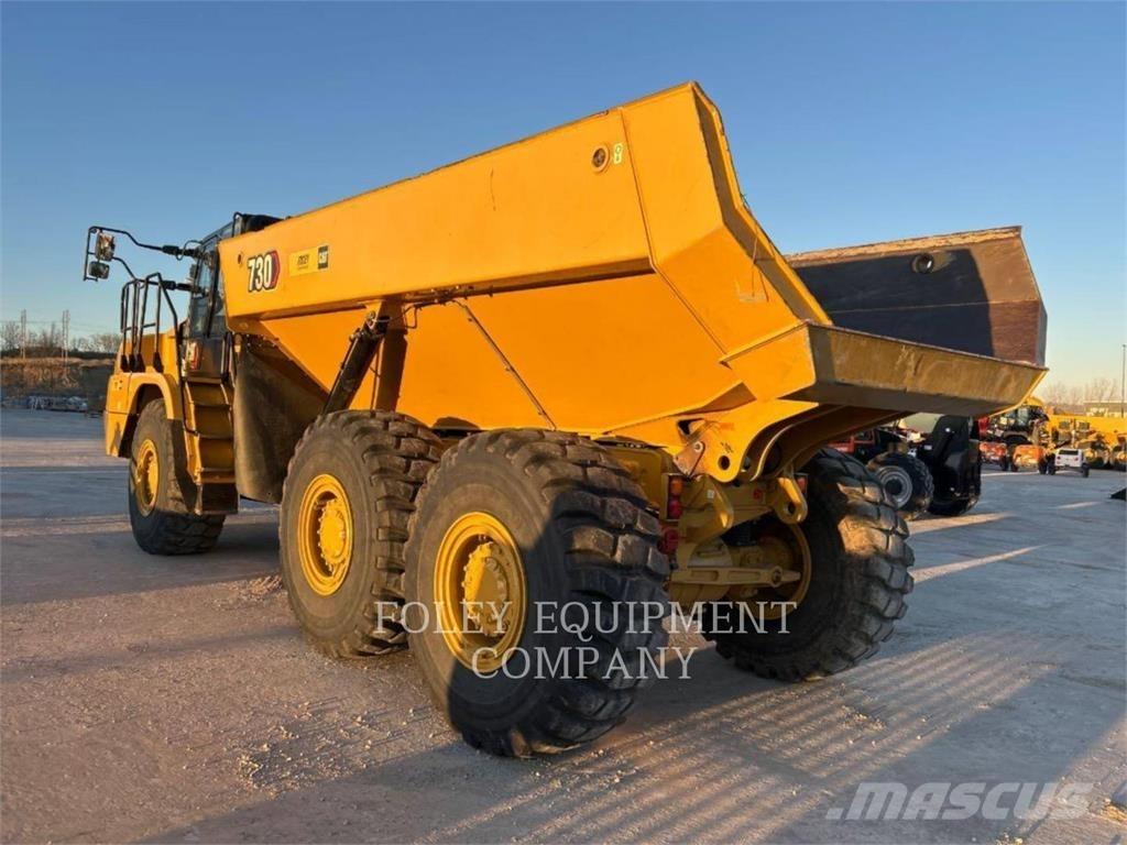 CAT 730-04 Camiões articulados