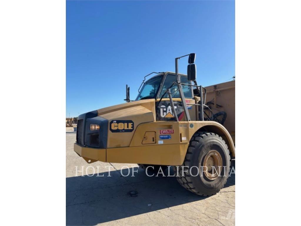 CAT 740B WT Camiões-cisterna