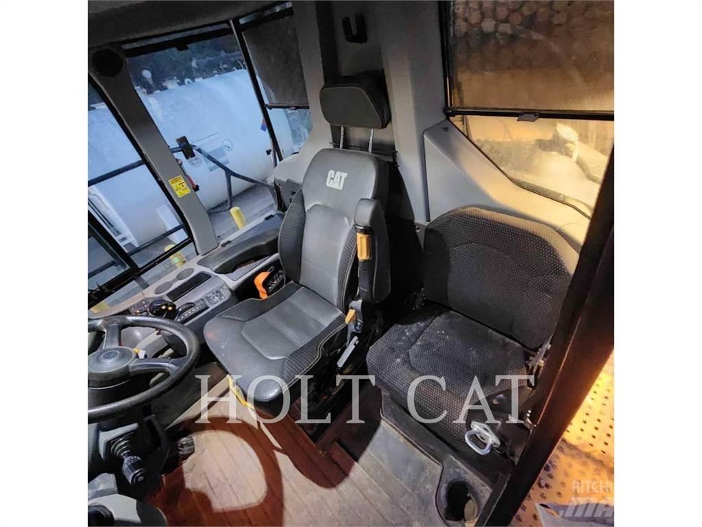 CAT 745 Camiões articulados