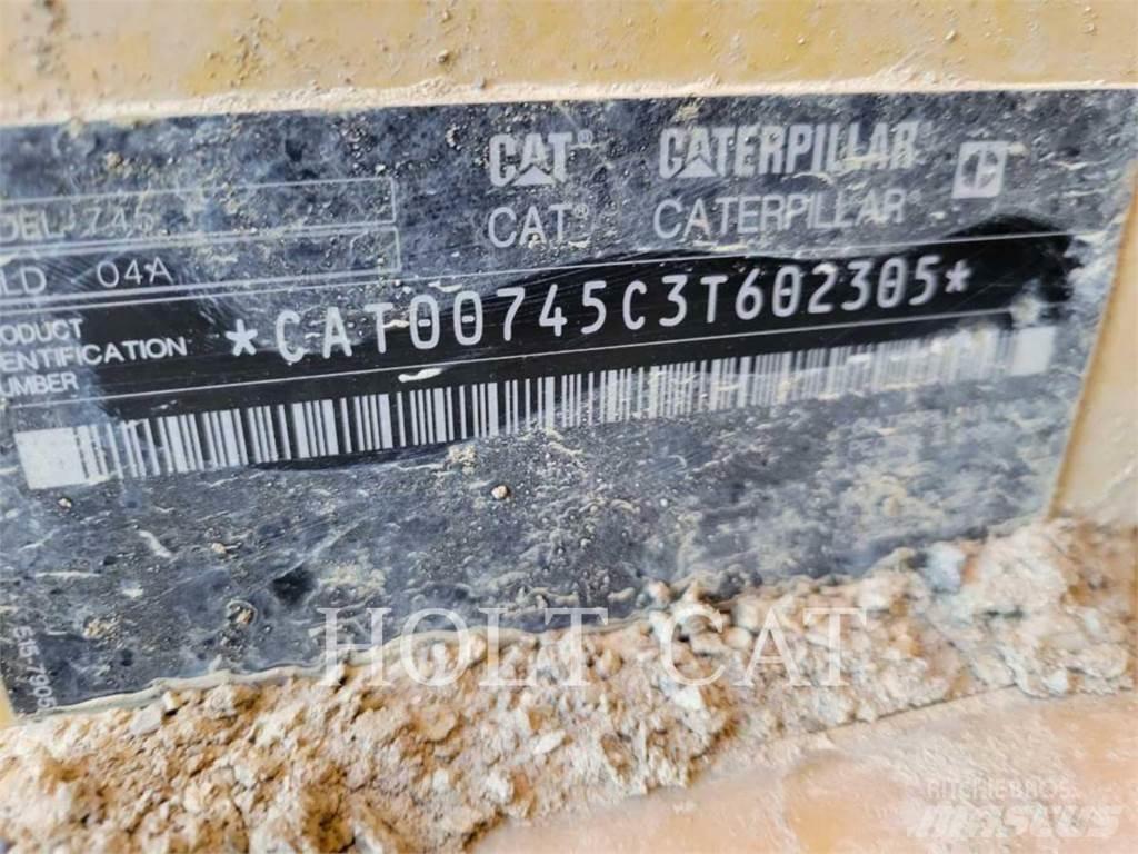 CAT 745 Camiões articulados