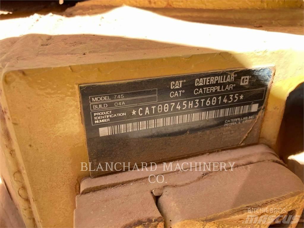 CAT 745 Camiões articulados