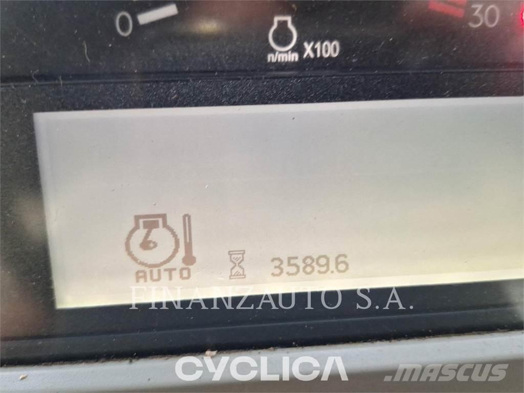 CAT 745 Camiões articulados