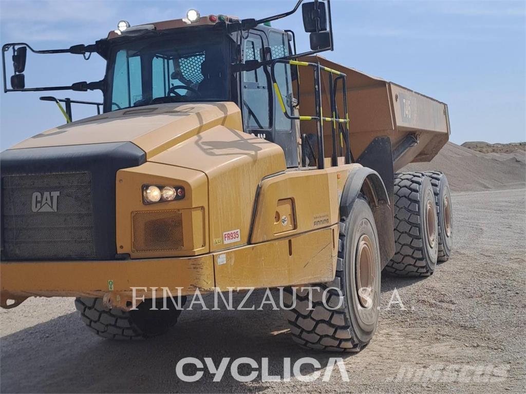 CAT 745 Camiões articulados