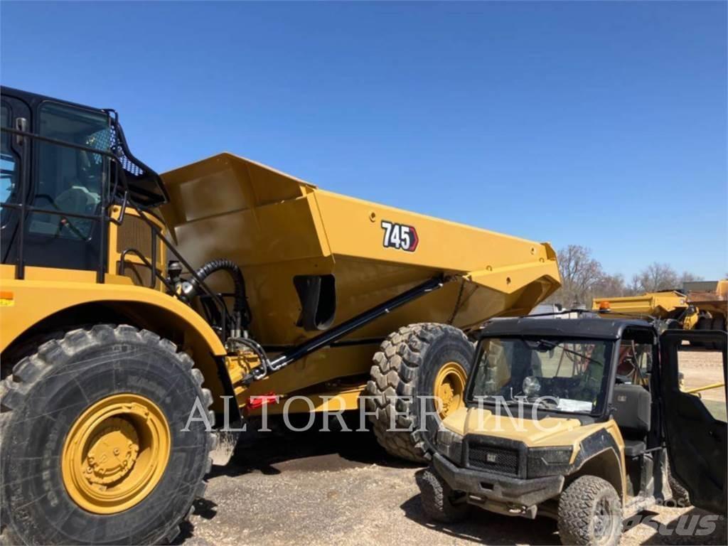 CAT 745-04 Camiões articulados