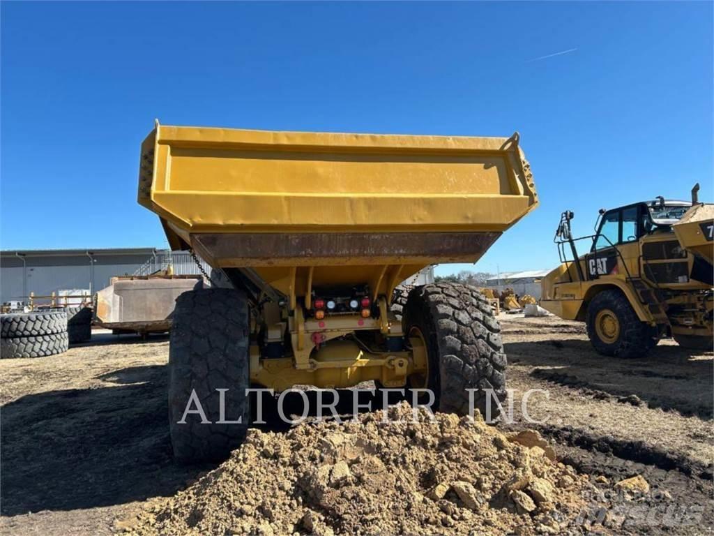 CAT 745-04 Camiões articulados