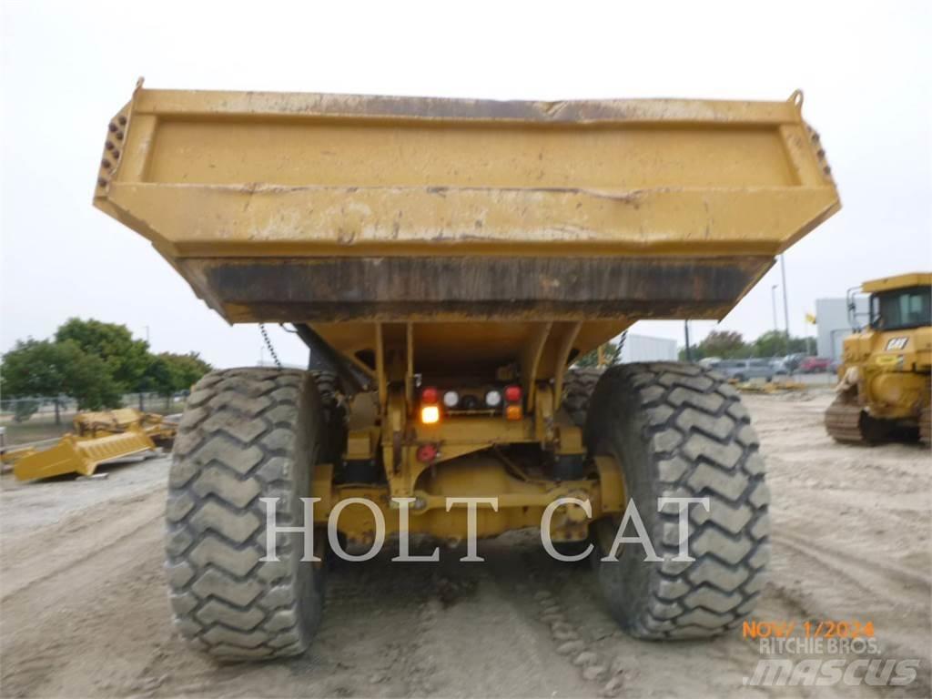 CAT 745-04 Camiões articulados