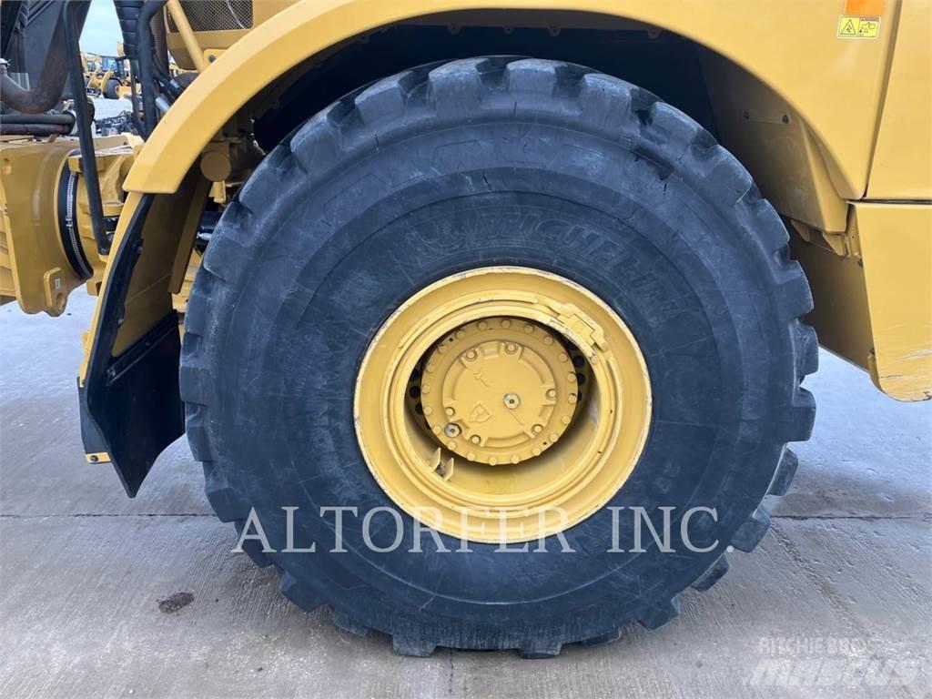 CAT 745-04 Camiões articulados