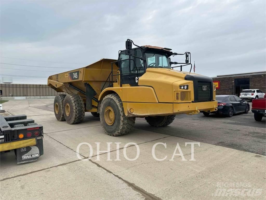 CAT 745-04 Camiões articulados