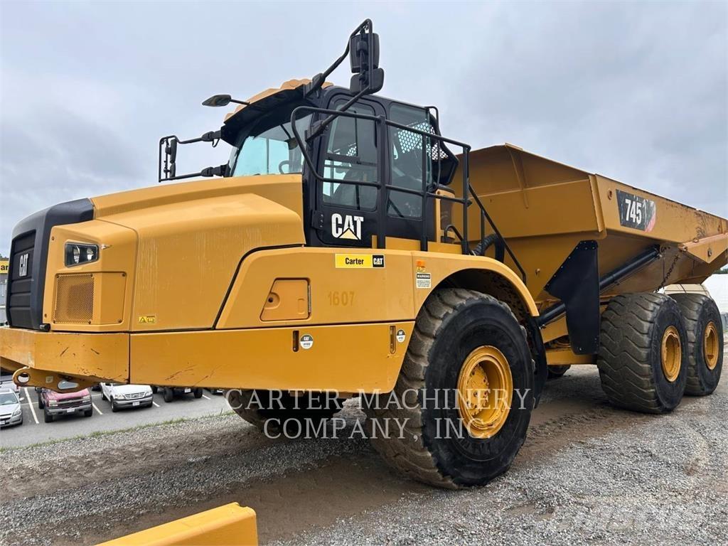 CAT 745-04 Camiões articulados