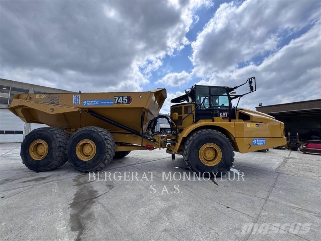 CAT 745-04 Camiões articulados