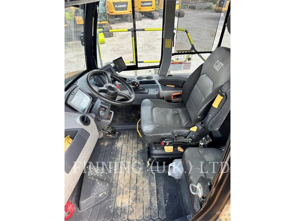 CAT 745-04 Camiões articulados