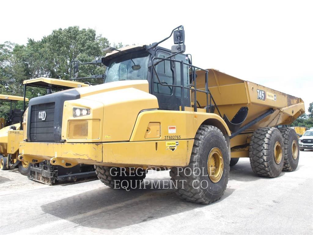 CAT 745-04 Camiões articulados