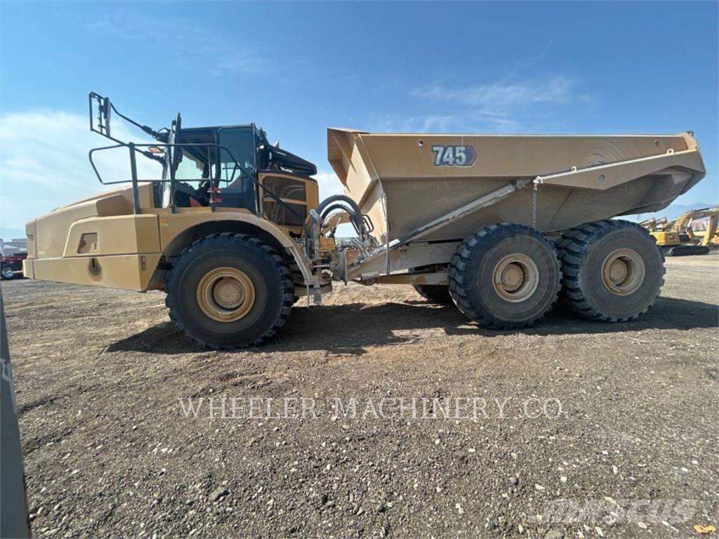 CAT 745 TG Camiões articulados
