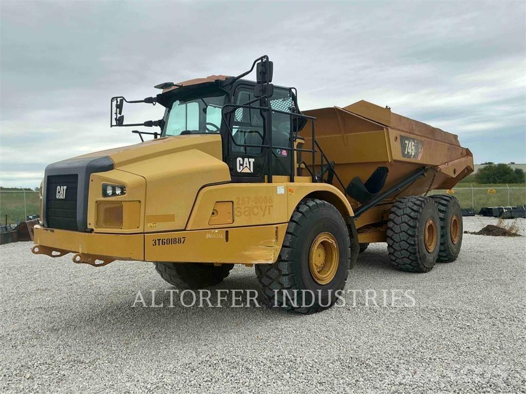 CAT 74504 Camiões articulados