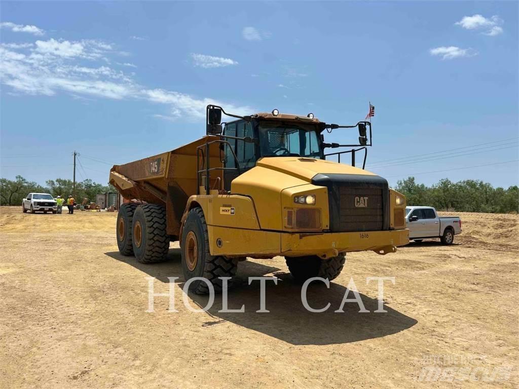 CAT 74504 Camiões articulados