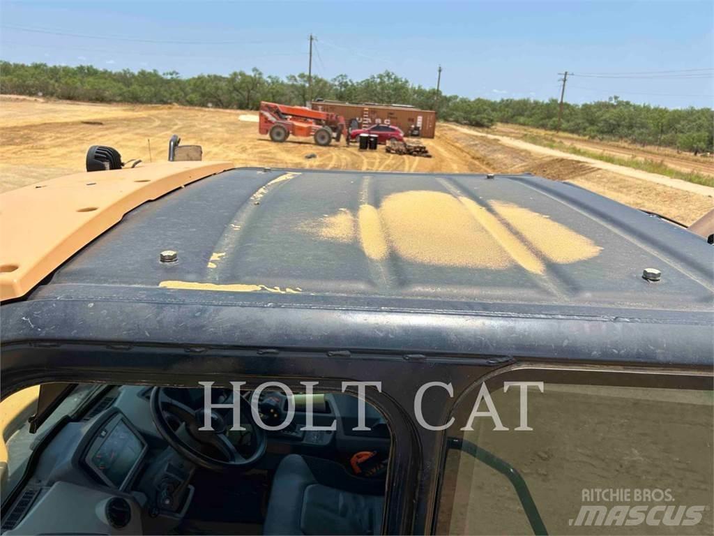 CAT 74504 Camiões articulados