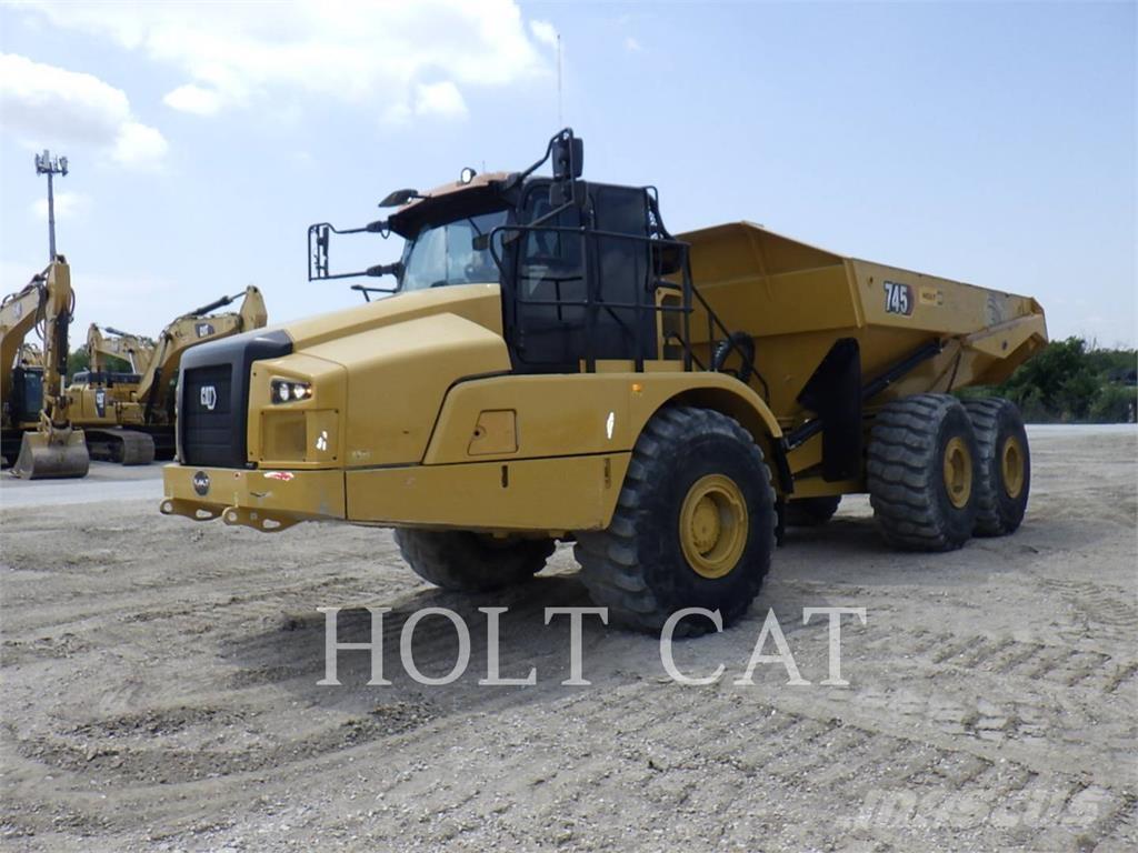 CAT 74504 Camiões articulados