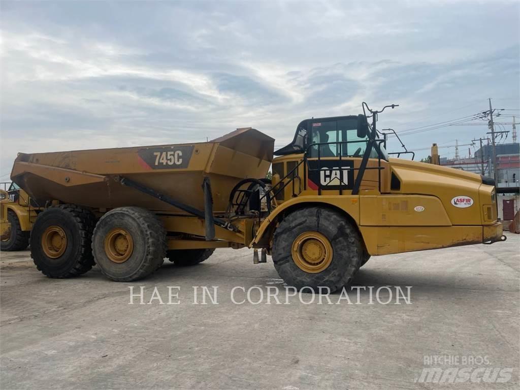 CAT 745C Camiões articulados