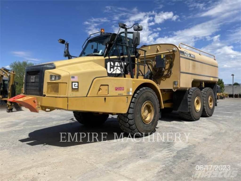 CAT 745C WT Auto-tanques