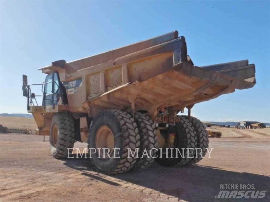 CAT 773F Camiões articulados