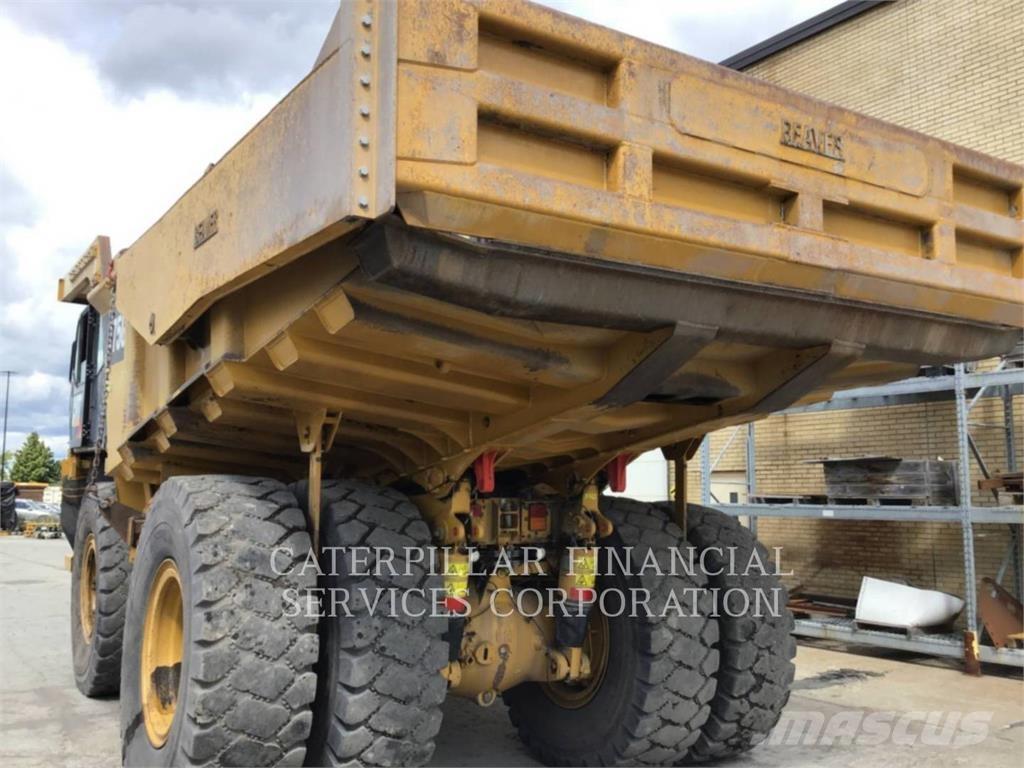 CAT 775G Camiões articulados