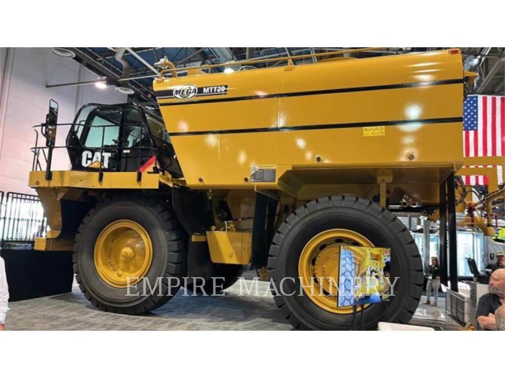 CAT 777F WT Auto-tanques