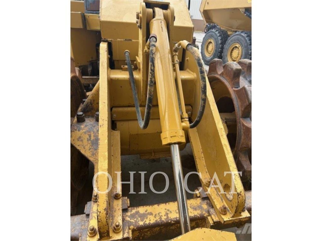 CAT 815F2 Compactadores para terra