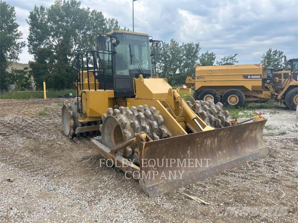 CAT 815F2 Compactadores para terra