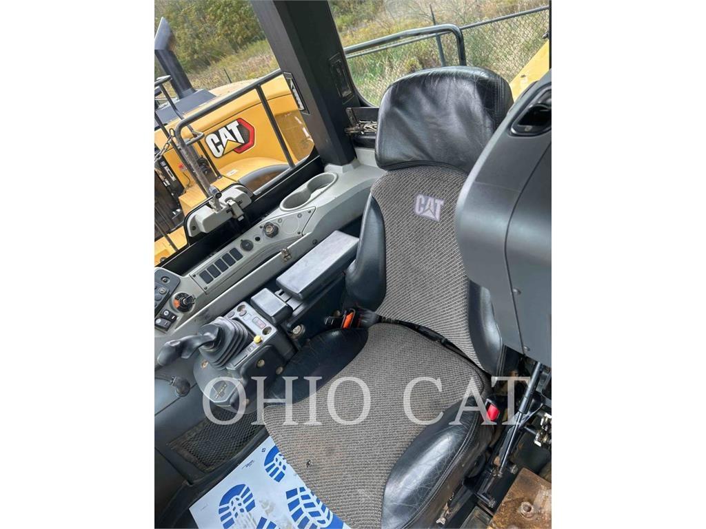 CAT 815K Dozers Tratores rodas