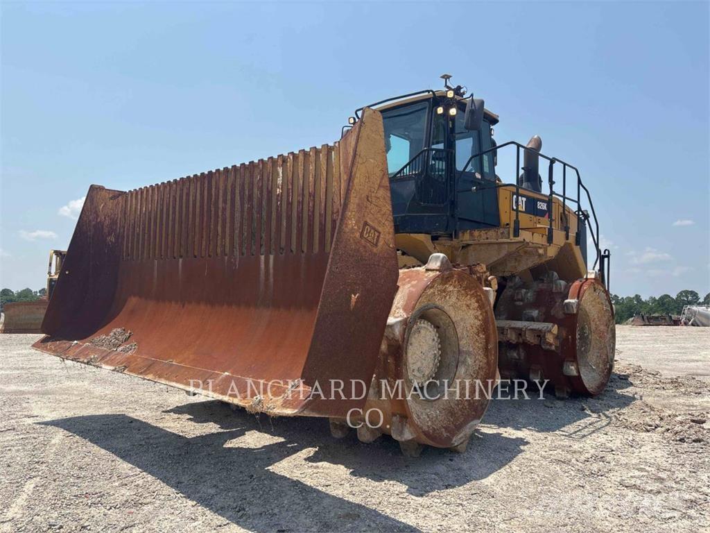 CAT 826K Compactadores para terra