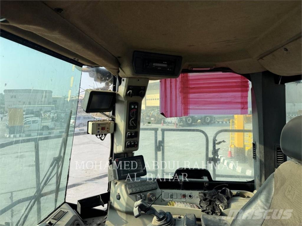 CAT 834K Dozers Tratores rodas