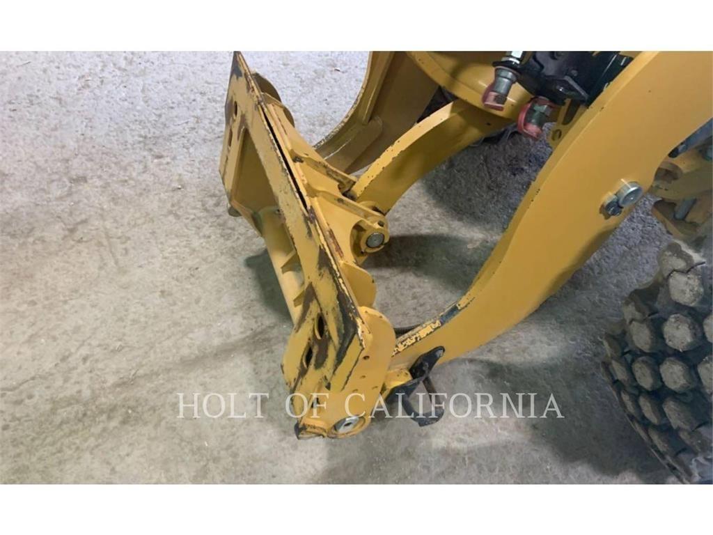 CAT 906 Pás carregadoras de rodas