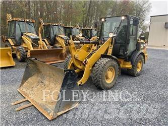 CAT 906M Pás carregadoras de rodas