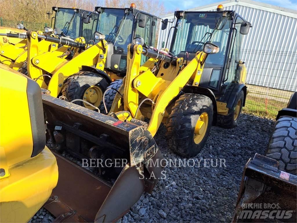 CAT 906M Pás carregadoras de rodas