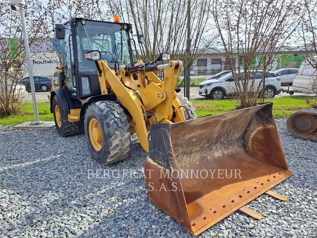 CAT 906M Pás carregadoras de rodas
