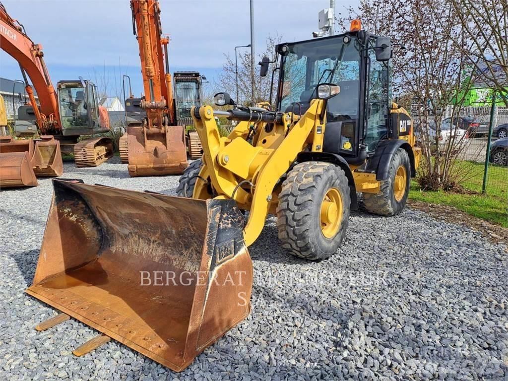 CAT 906M Pás carregadoras de rodas