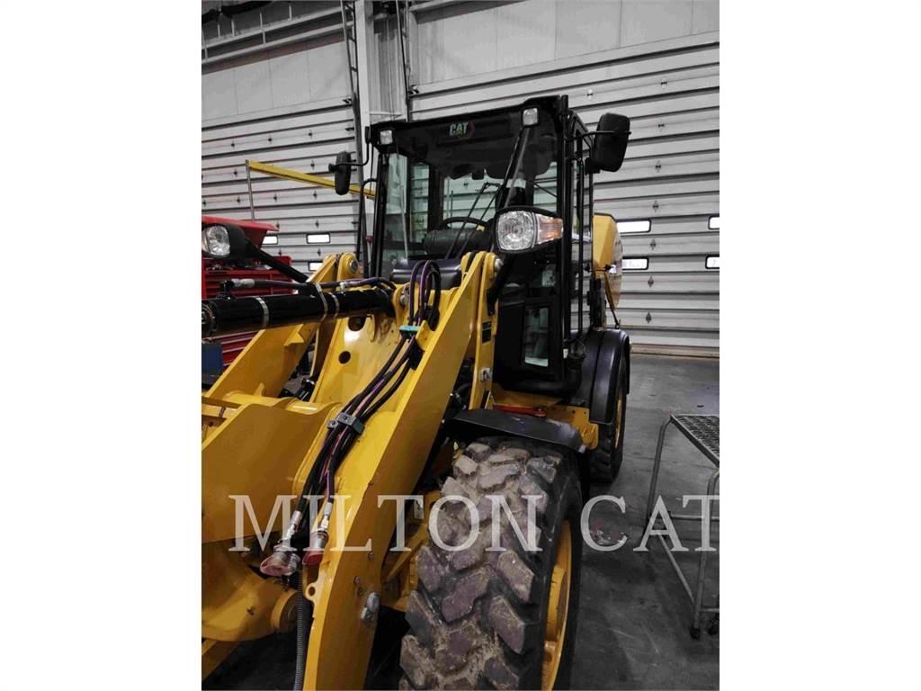 CAT 906M Pás carregadoras de rodas