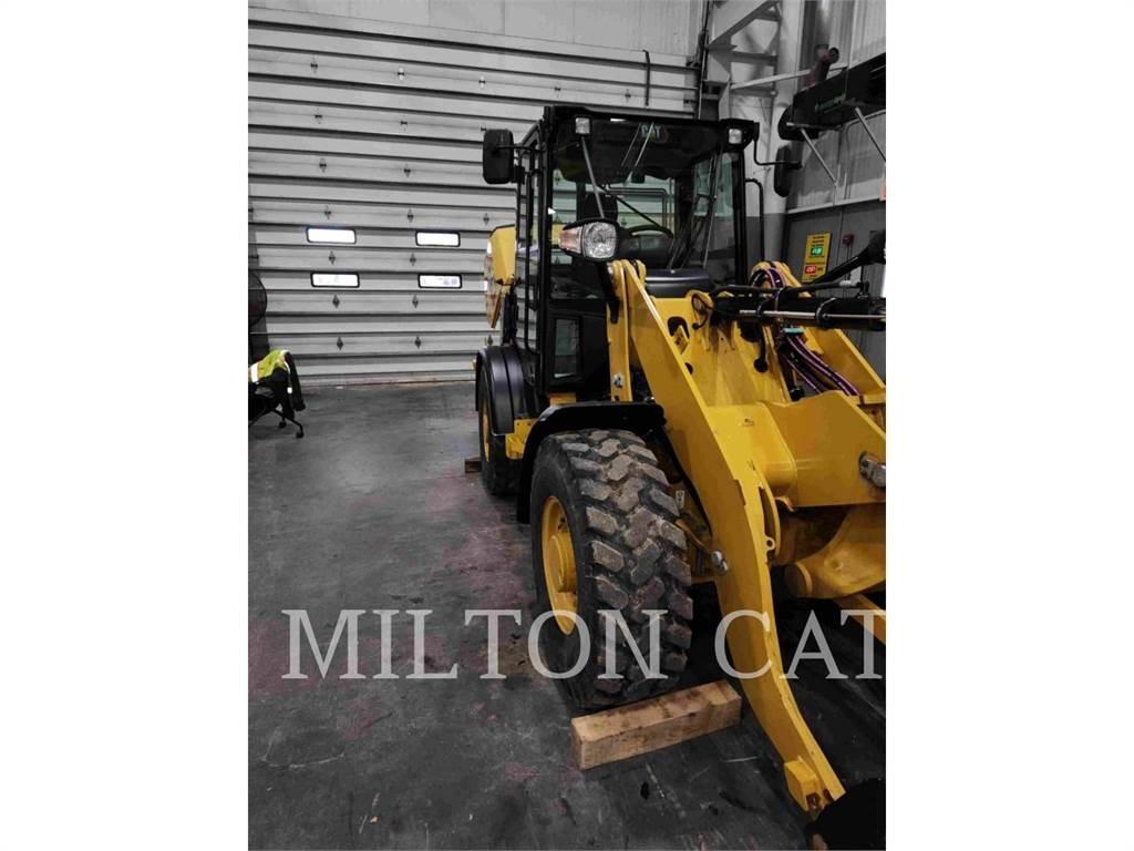 CAT 906M Pás carregadoras de rodas