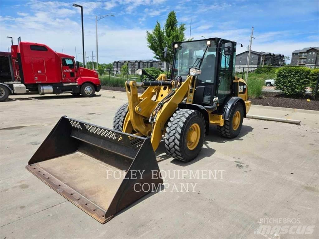 CAT 906M Pás carregadoras de rodas