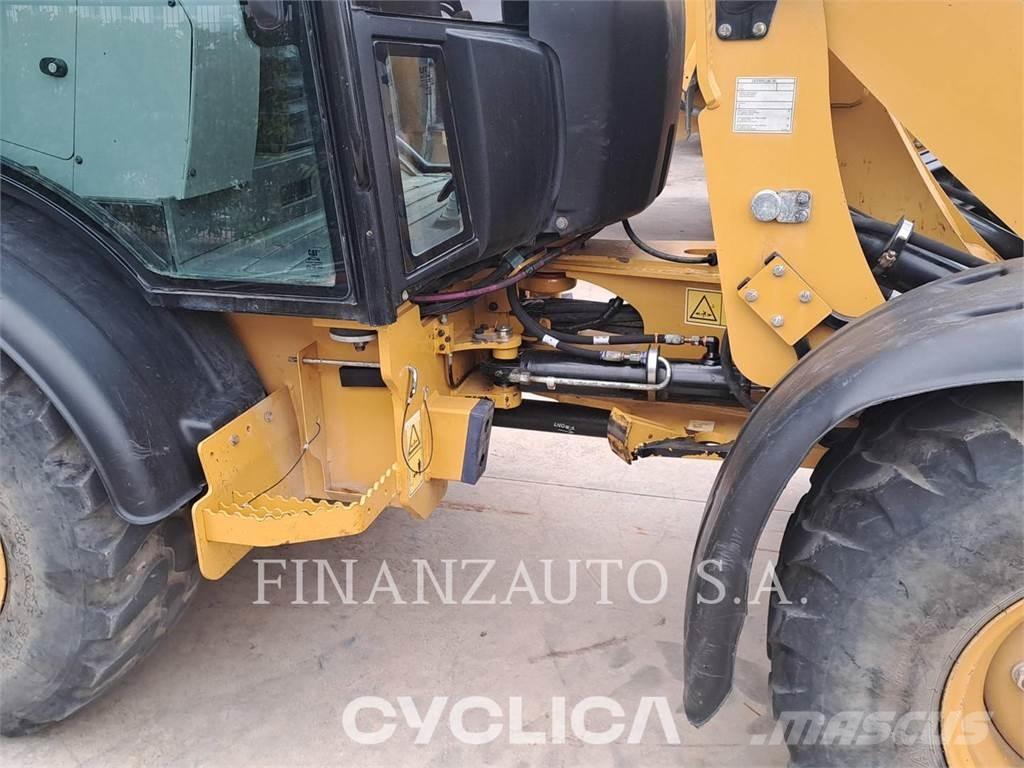 CAT 906M Pás carregadoras de rodas
