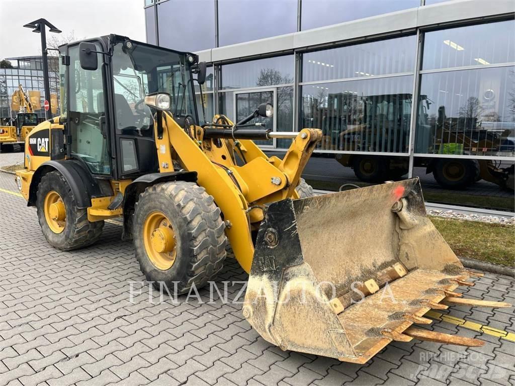 CAT 906M Pás carregadoras de rodas