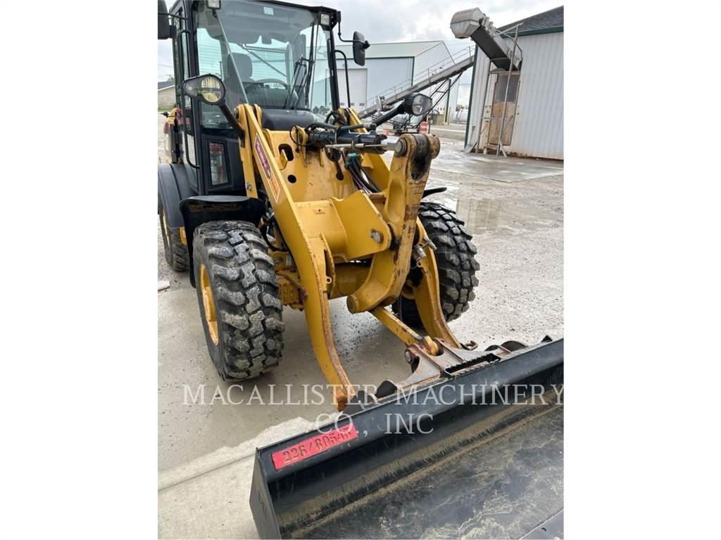 CAT 906M Pás carregadoras de rodas