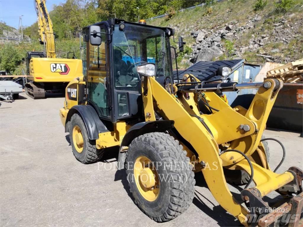 CAT 906M Pás carregadoras de rodas