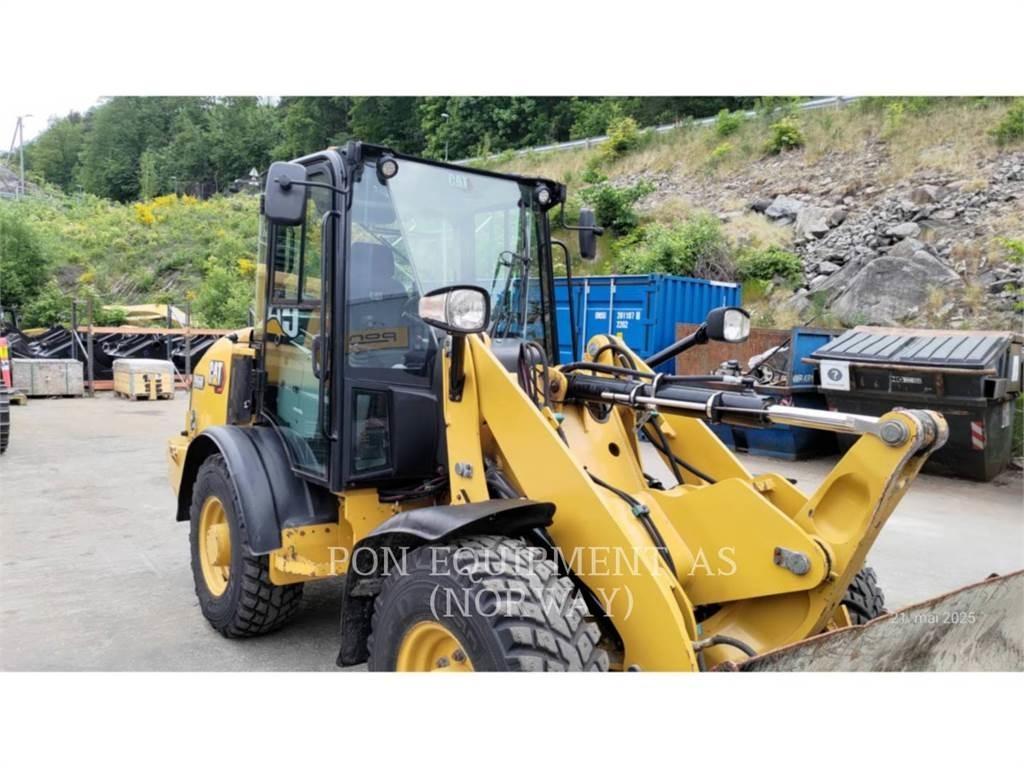 CAT 906M Pás carregadoras de rodas