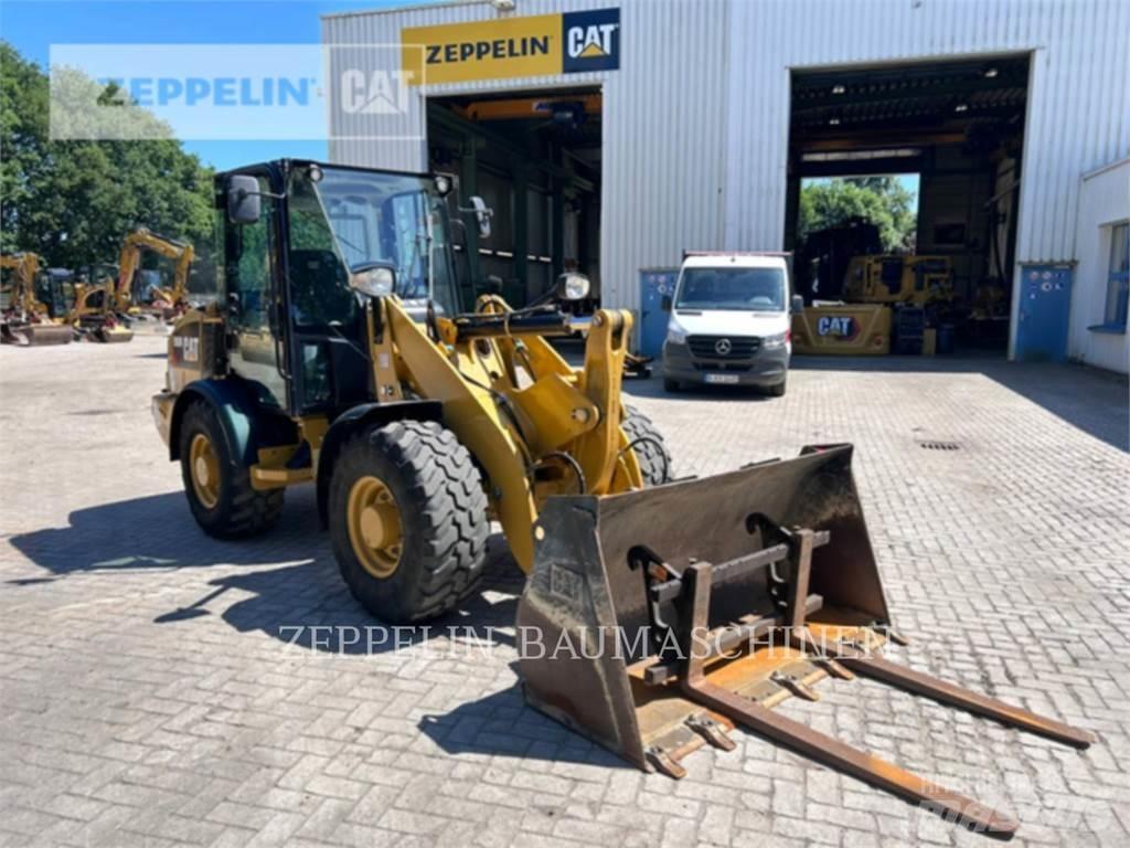 CAT 906M Pás carregadoras de rodas
