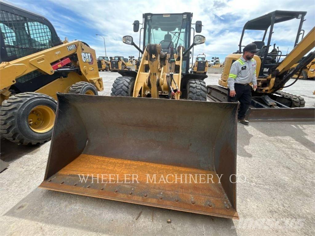 CAT 906M Pás carregadoras de rodas